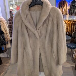 Brandon Thomas Beige Mink Fur Jacket Finger Tip